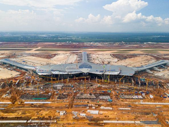 Hệ thống giao th&ocirc;ng đa phương mở ra mạng lưới kết nối trực tiếp với d&ograve;ng kh&aacute;ch to&agrave;n cầu.