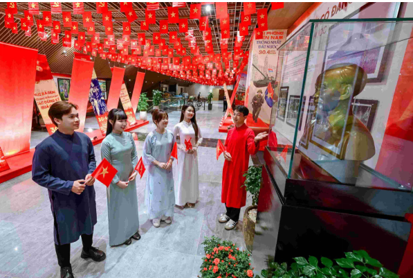 Kh&ocirc;ng gian t&aacute;i hiện k&yacute; ức lịch sử độc đ&aacute;o tại điểm đến thu h&uacute;t sự quan t&acirc;m của nhiều thế hệ du kh&aacute;ch.