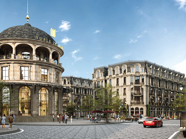 Gần 2.500 căn nh&agrave; phố Noble Palace Tay Thang Long WorldHotels Residences sẽ h&igrave;nh th&agrave;nh n&ecirc;n c&aacute;c d&atilde;y phố thương mại li&ecirc;n ho&agrave;n, t&aacute;i hiện m&ocirc; h&igrave;nh phố mua sắm đặc trưng tại c&aacute;c đ&ocirc; thị ch&acirc;u &Acirc;u.