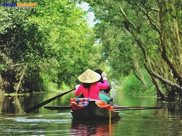 Trải nghiệm đi c&ugrave; lao thăm miệt vườn ở v&ugrave;ng s&ocirc;ng nước T&acirc;y Nam Bộ