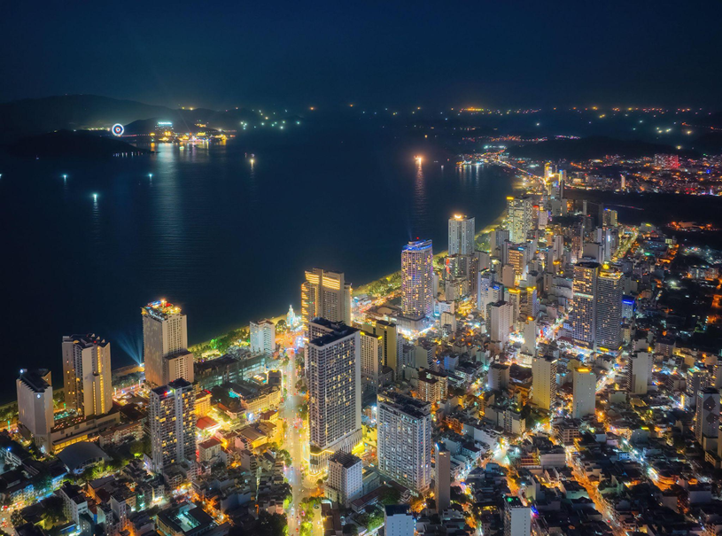 Nha Trang từng l&agrave; điểm đến ti&ecirc;n phong với c&aacute;c bar, pub ven biển s&ocirc;i động. Ảnh: Cổng th&ocirc;ng tin điện tử tỉnh Kh&aacute;nh H&ograve;a