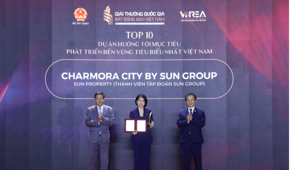Dự &aacute;n Charmora City (Kh&aacute;nh H&ograve;a) được vinh danh tại hạng mục "Top 10 dự &aacute;n hướng tới mục ti&ecirc;u ph&aacute;t triển bền vững ti&ecirc;u biểu nhất Việt Nam".