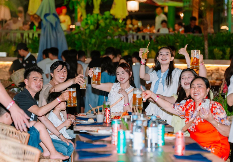 Nhịp sống s&ocirc;i động hiện hữu tại Blanca City chỉ sau một năm khởi c&ocirc;ng. Ảnh: Nguyễn Đạt