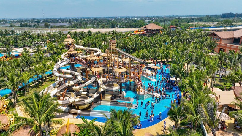 C&ocirc;ng vi&ecirc;n nước Sun World Sầm Sơn &ndash; Điểm đến giải tr&iacute; hấp dẫn tại ph&iacute;a Bắc