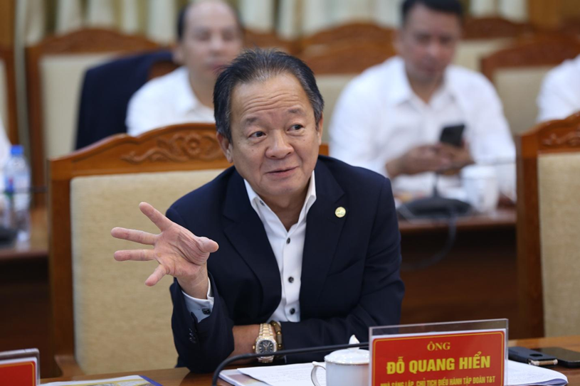 Doanh nh&acirc;n Đỗ Quang Hiển