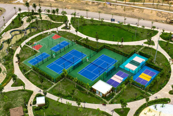 Vinhomes Golden City sở hữu mật độ x&acirc;y dựng thấp, đưa tiện &iacute;ch xanh đến trước thềm nh&agrave; cư d&acirc;n