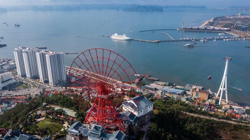 Cảng t&agrave;u kh&aacute;ch quốc tế v&agrave; tổ hợp Sun World Hạ Long nằm trong quần thể Sun Elite City. Ảnh: AD &nbsp;