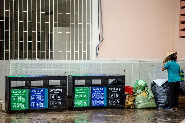 Nhiều chung cư đ&atilde; t&aacute;ch ph&iacute; thu gom r&aacute;c ri&ecirc;ng v&agrave; thu ph&iacute; theo m2