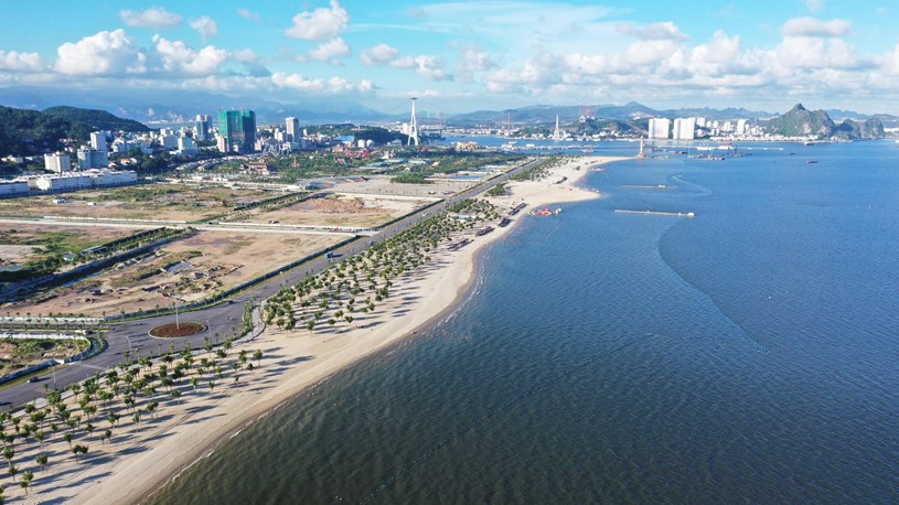Dự &aacute;n Sun Elite City &ocirc;m trọn bờ biển B&atilde;i Ch&aacute;y. (Ảnh: &Aacute;nh Dương) &nbsp;