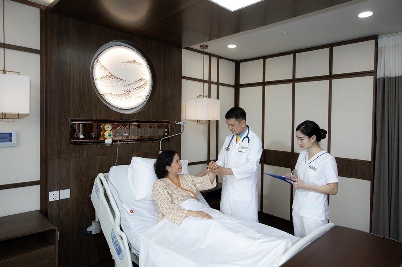 Người cao tuổi cần được chăm s&oacute;c to&agrave;n diện về sức khỏe thể chất v&agrave; tinh thần. (Ảnh: &Aacute;nh Dương)