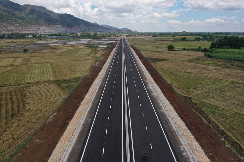 Cao tốc Biên Hòa - Vũng Tàu tăng tốc để thông xe kỹ thuật từ 19/12