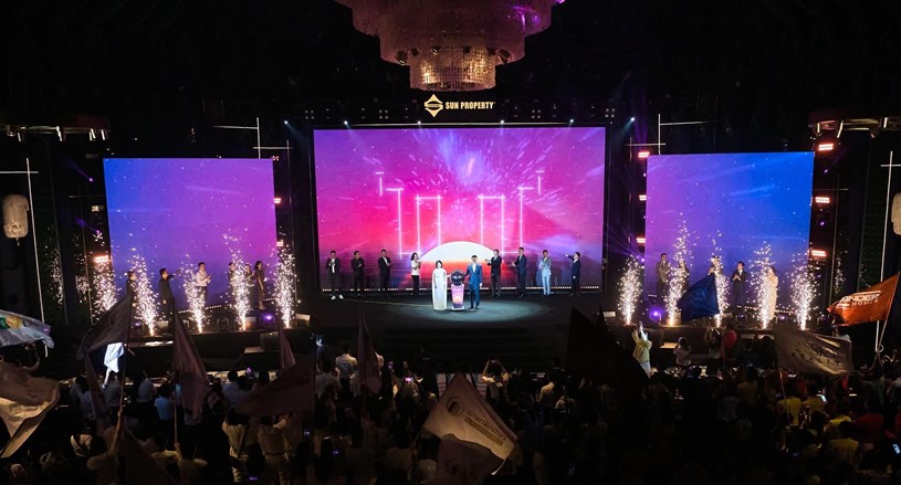 Sự kiện thu h&uacute;t gần 1.000 kh&aacute;ch mời l&agrave; kh&aacute;ch h&agrave;ng, chuy&ecirc;n vi&ecirc;n kinh doanh. Ảnh: &Aacute;nh Dương.