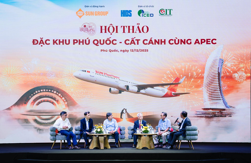 Hội thảo &ldquo;Đặc khu Ph&uacute; Quốc &ndash; Cất c&aacute;nh c&ugrave;ng APEC&rdquo; diễn ra tại Trung t&acirc;m hội nghị Sun Signature Gallery, Ph&uacute; Quốc ng&agrave;y 12/12.
